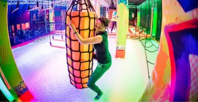 Warrior Park, le parc indoor d'Haguenau qui propose parcours ninja, trampolines et réalité virtuelle dès 3 ans ! kidklik alsace
