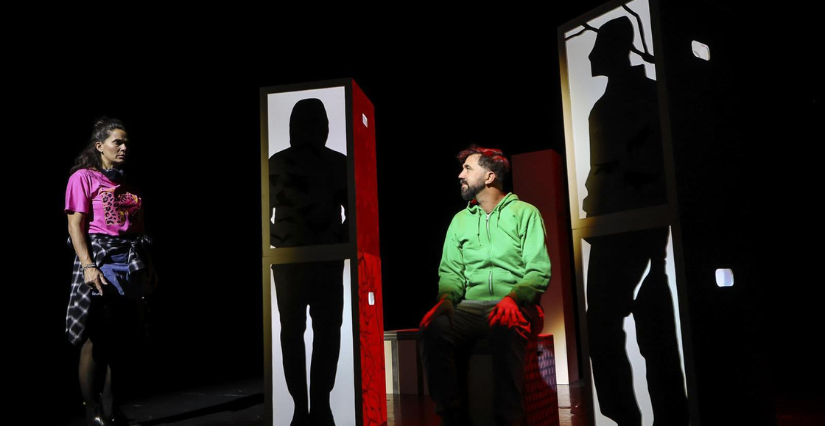Siss et Unn : Théâtre à Haguenau - La tête dans les étoiles 