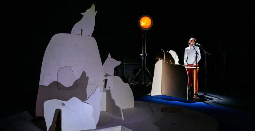 Le Chant des Loups – Théâtre et arts visuels – Bischwiller - La tête dans les étoiles