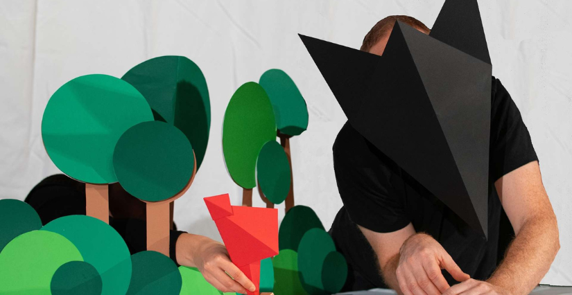 Petit POP’RON Rouge – Théâtre de papier et pop-up – Schweighouse-sur-Moder - La tête dans les étoiles 