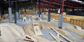 Stride : Le plus grand bike park indoor d'Europe à Strasbourg Stride : Le plus grand bike park indoor d'Europe à Strasbourg