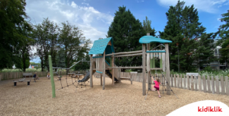 Aire de jeux en bois pour les enfants à Mundolsheim en Alsace Aire de jeux en bois pour les enfants à Mundolsheim